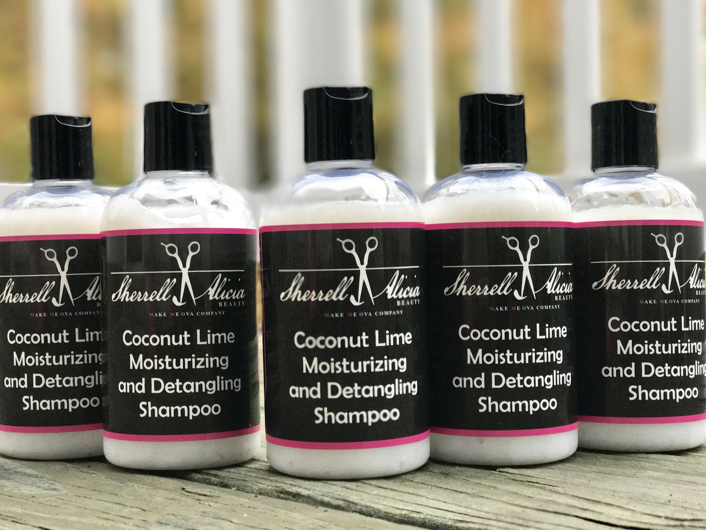 Coconut Lime Moisturizing and Detangling Shampoo